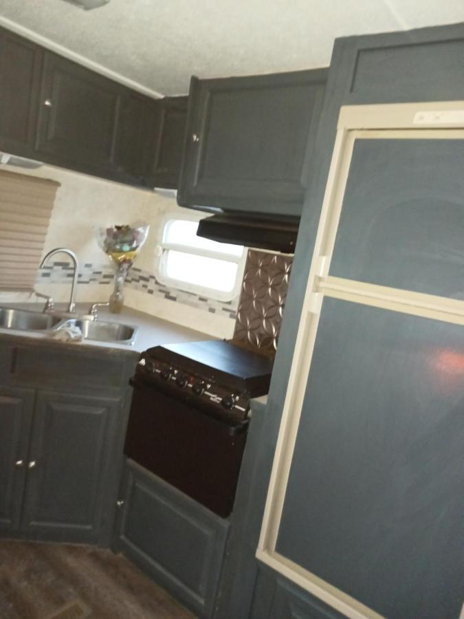 Garden Glamping Rv Hotel พาห์รัมป์ ภายนอก รูปภาพ